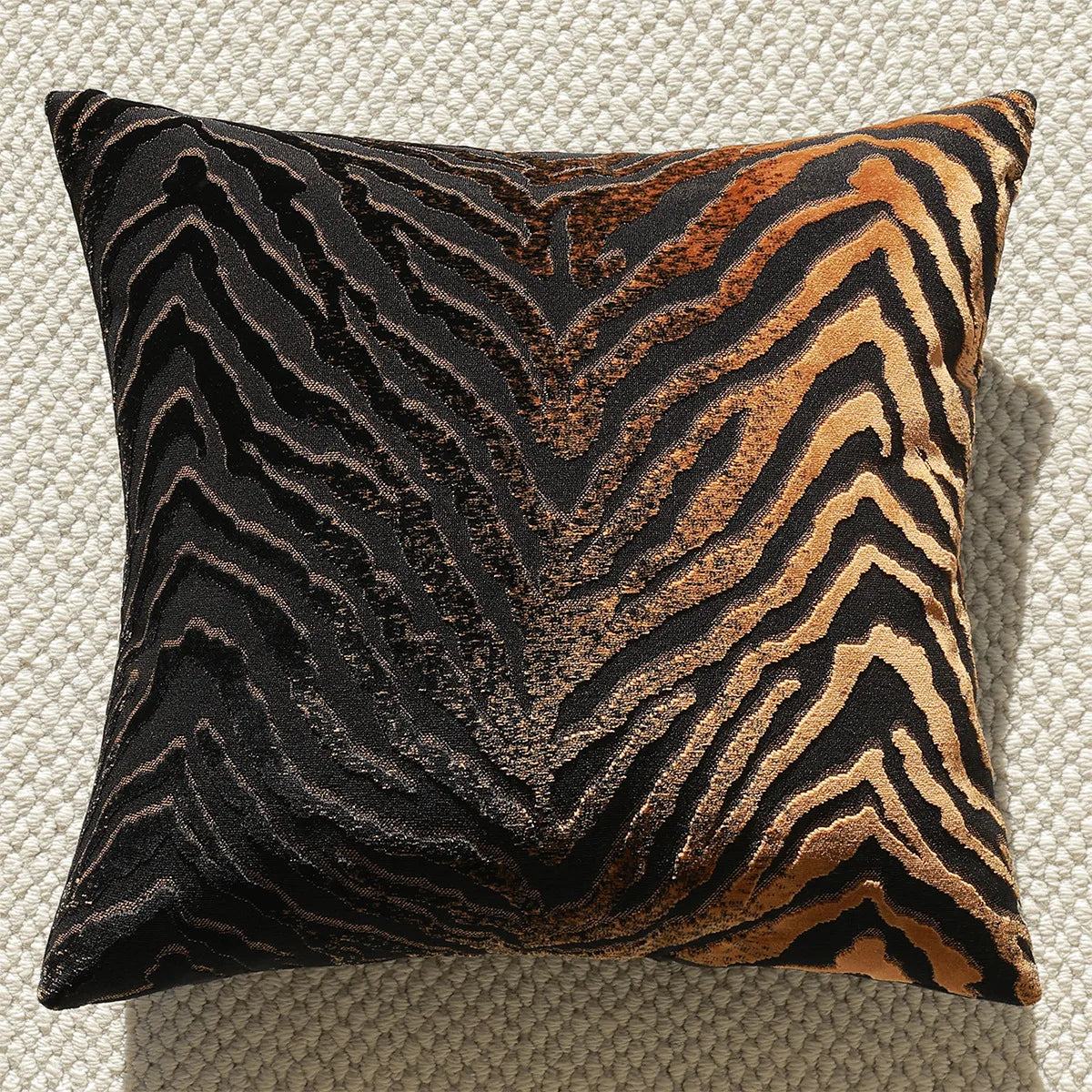 TIGRA - tiger-print cushion cover